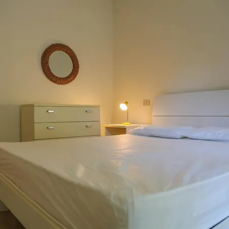Perla Azzurra 4 Apartment Caorle