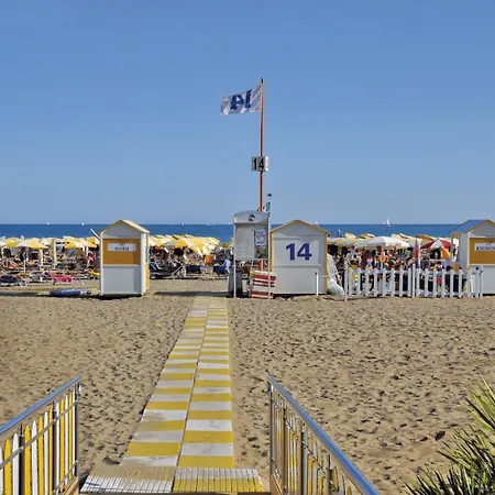 Perla Azzurra 4 * Caorle