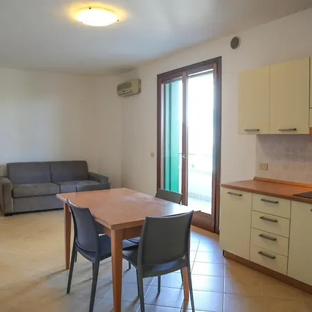شقة Perla Azzurra 4 *